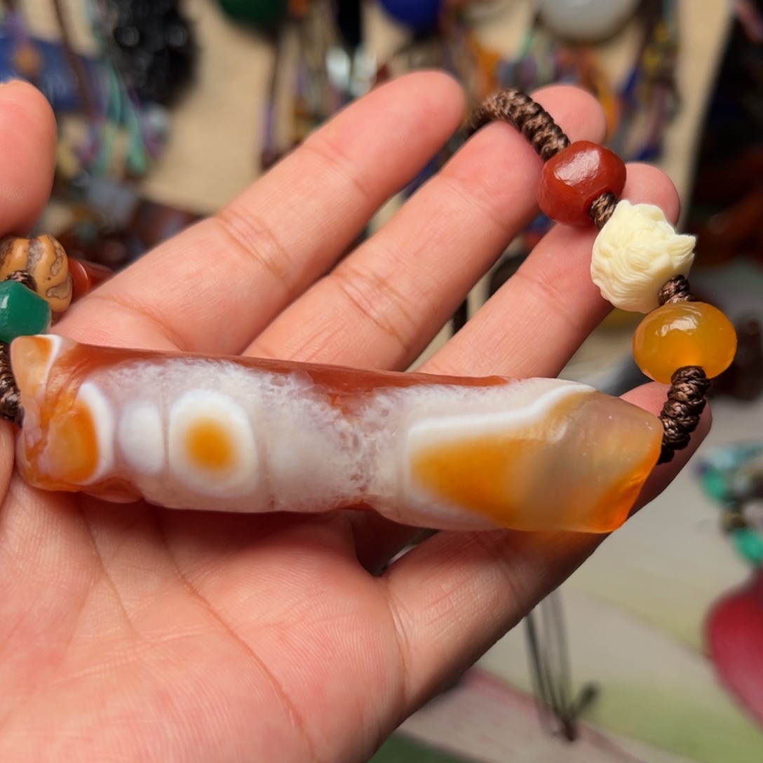 玛瑙/玉髓颈饰未镶嵌