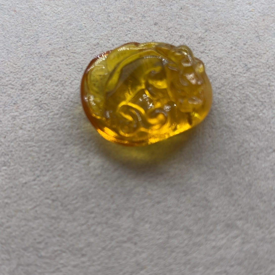 琥珀未镶嵌珠宝奇石金珀龙吊坠