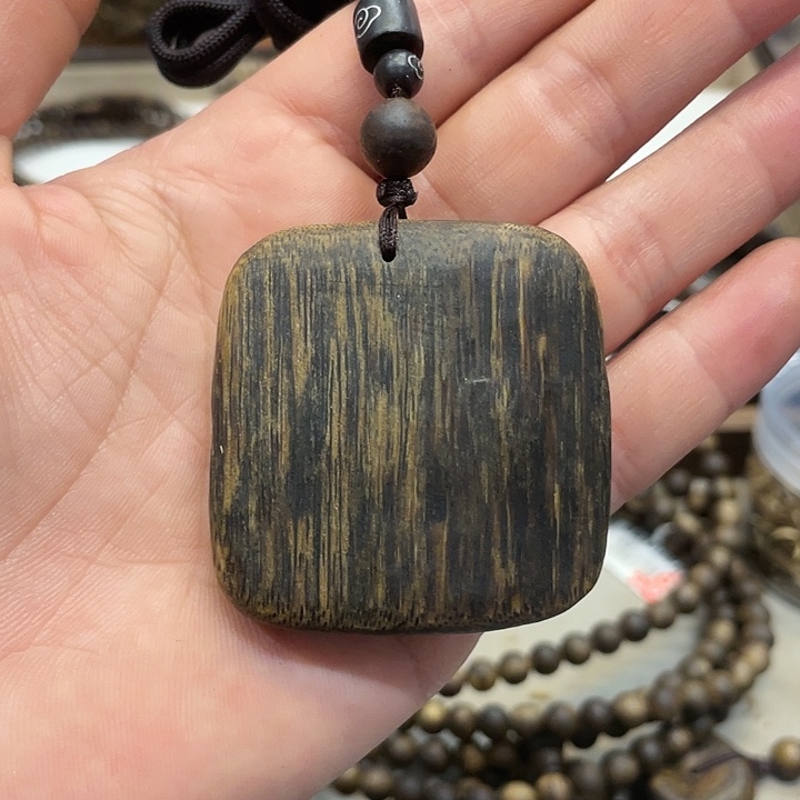 沉香吊坠奇楠挂件老料手把件