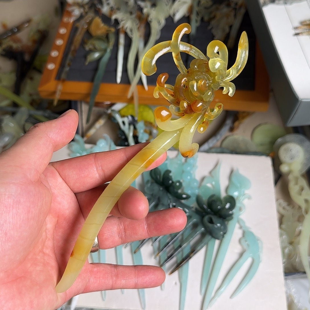 蛇纹石玉未镶嵌发饰