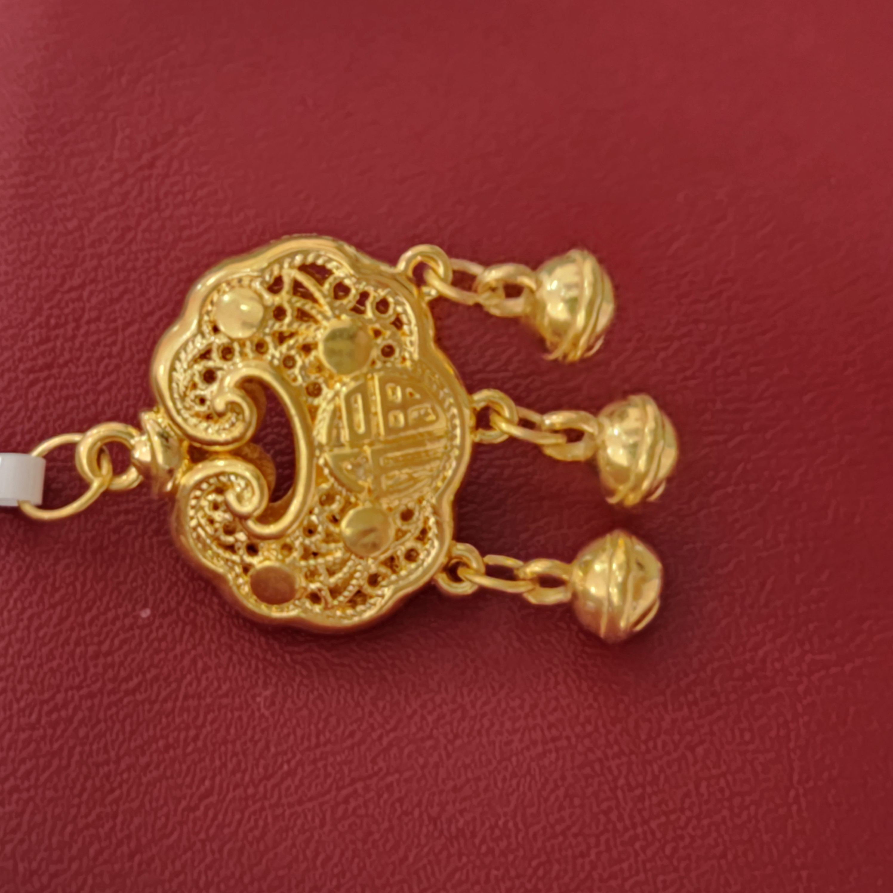 【莹莹专享】足金999饰品 平安锁吊坠 GP 0.97