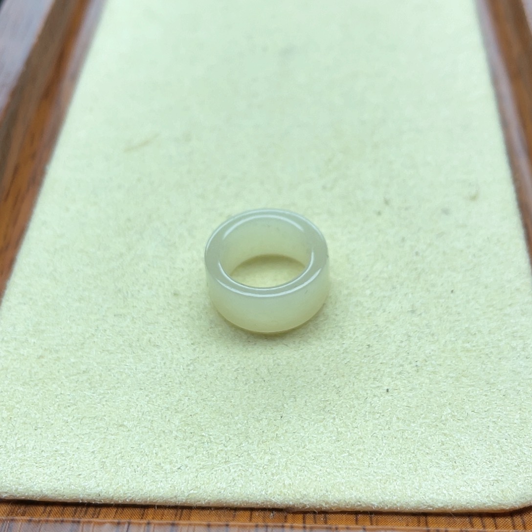 和田玉戒指未镶嵌14暖白跑环咖11mm