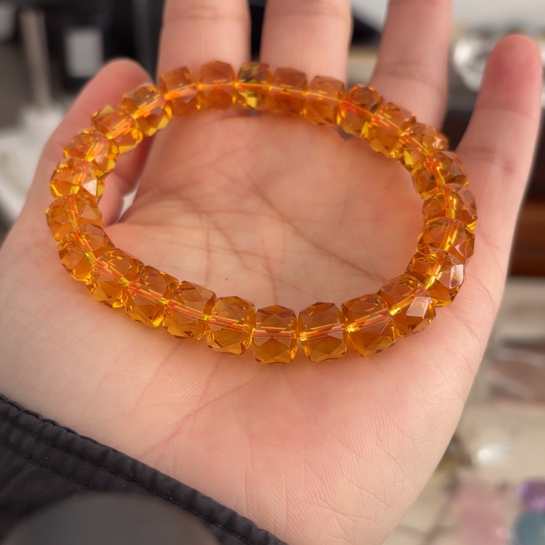 非金属无静*?暴力黄手串