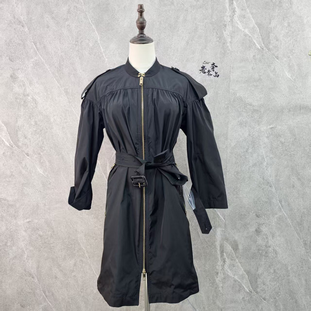 99新 BURBERRY/博柏利 海囤K/巴宝莉/上衣/uk2码/Si114550