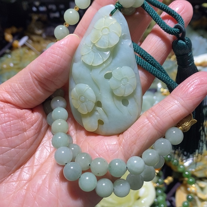 岫玉岫玉吊坠未镶嵌