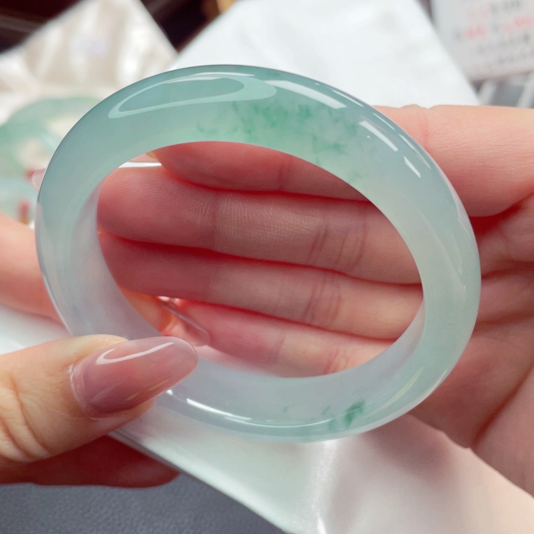 未镶嵌手镯翡翠55.9蓝冰 冰胶共存 深邃且迷人 19号