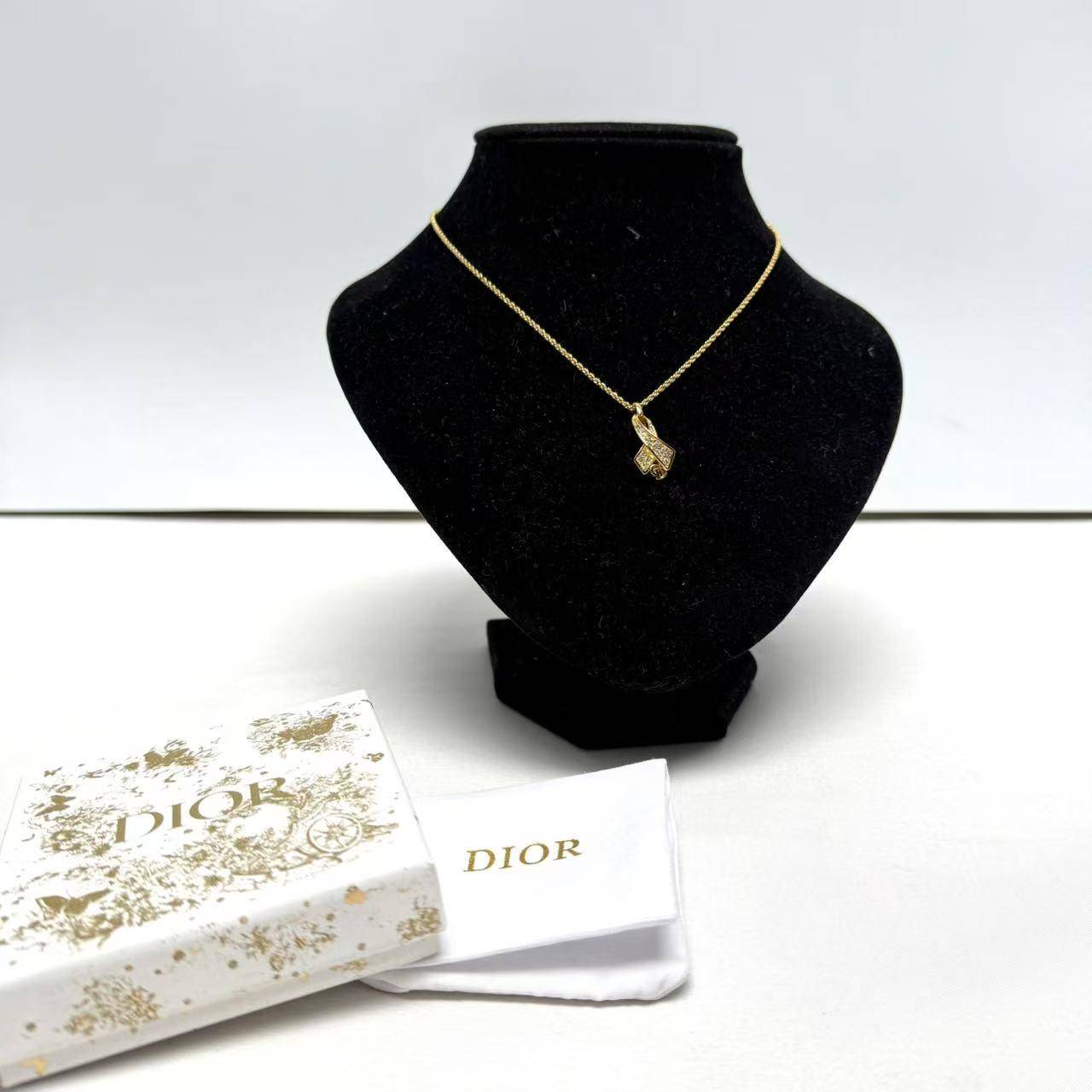 胖虎佳佳/迪奥/95新/公价0/饰品/项链/31B2502230018