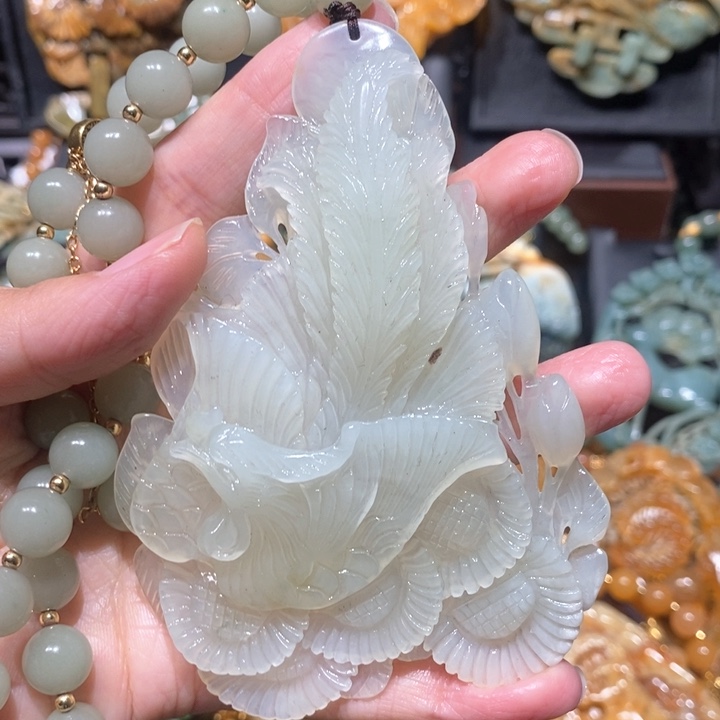 岫玉毛衣链未镶嵌