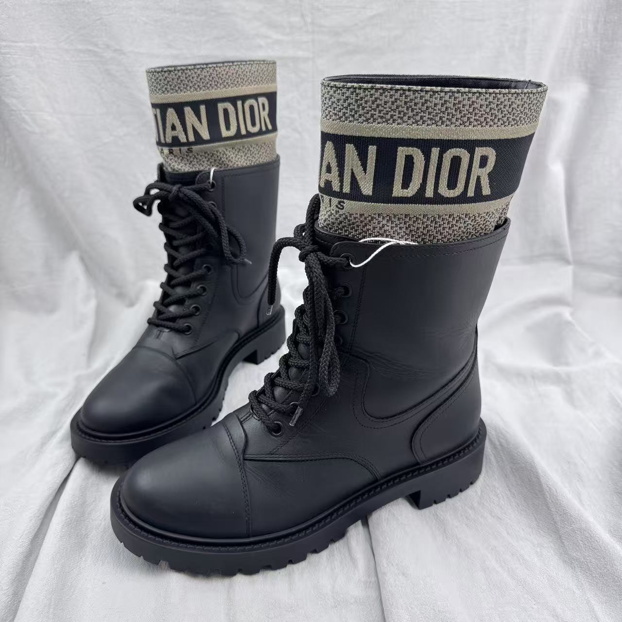 99新 DIOR/迪奥 37码/仔仔女鞋/黑色英文logo短靴wsp699 