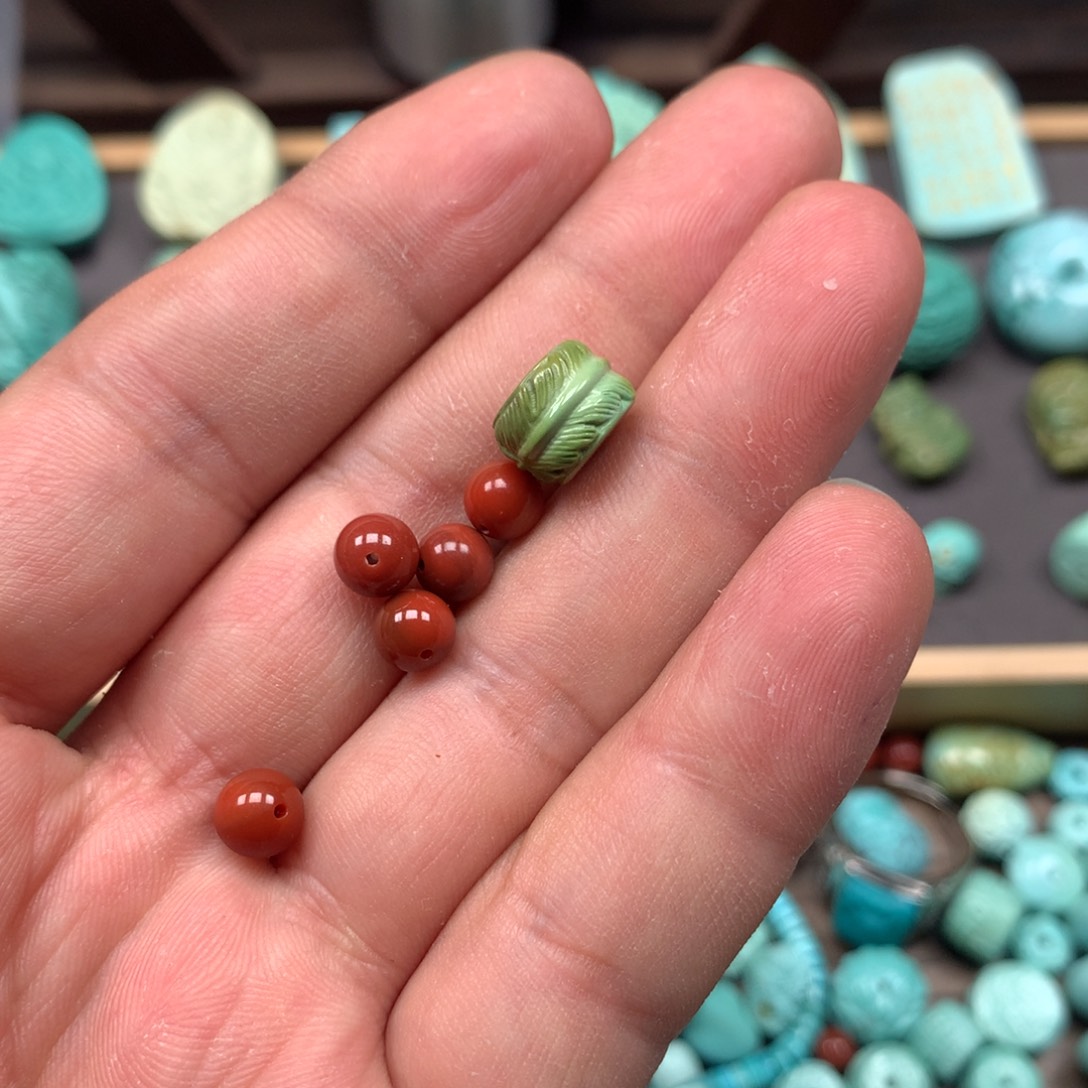南红玛瑙雕刻未镶嵌
