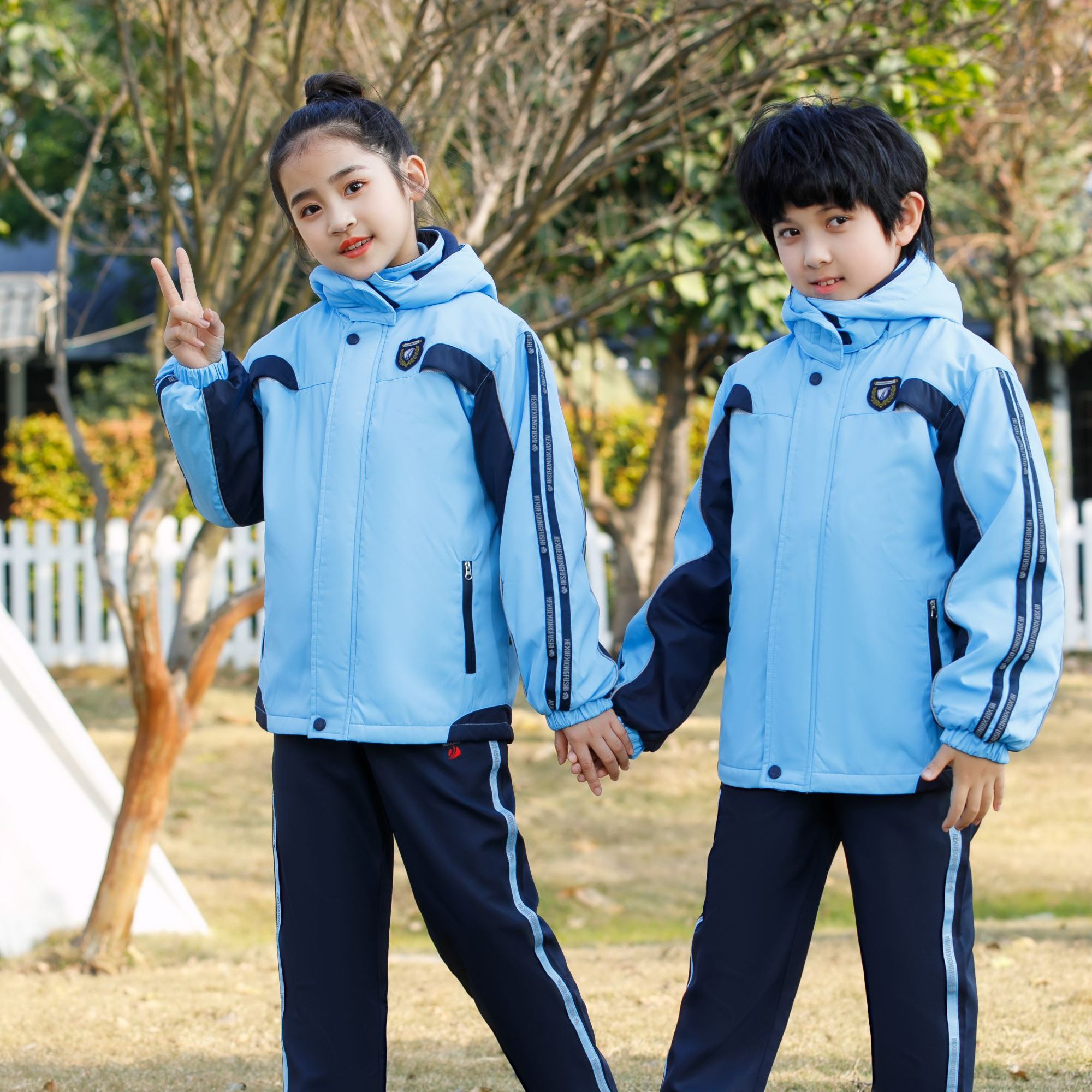 赫学熊品牌南宁统一校服中小学男女生防寒服外套防风南宁校服