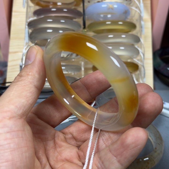 玛瑙/玉髓未镶嵌手镯58