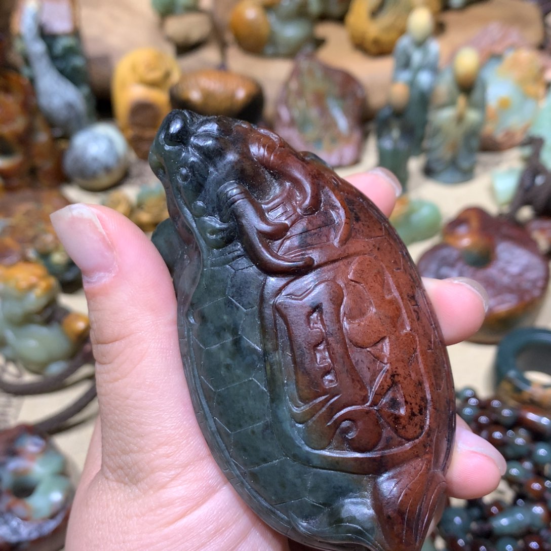 岫岩河磨玉（透闪石质玉）把件未镶嵌