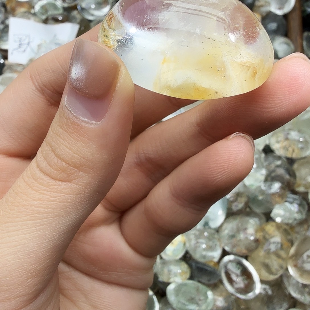 南***哈水晶未镶嵌珠宝半成品