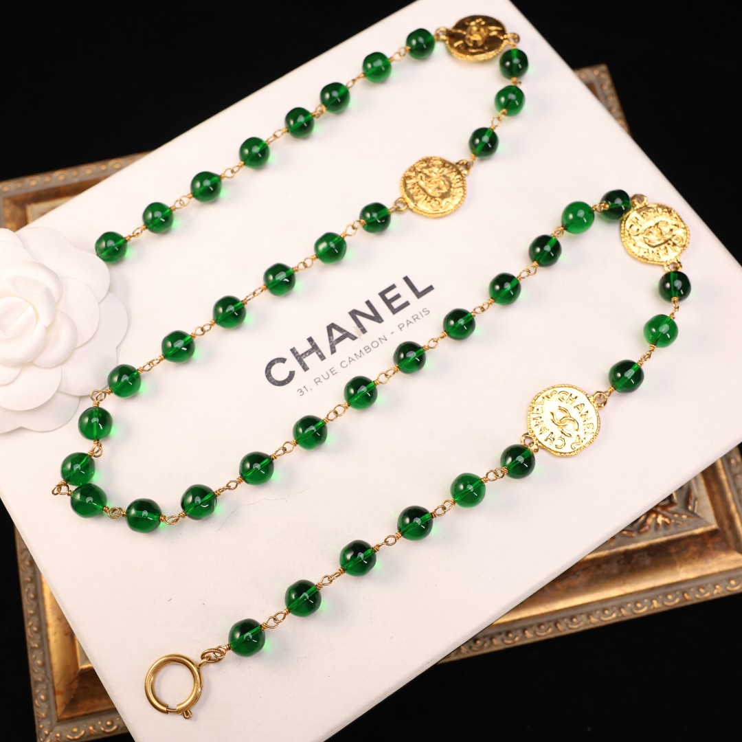 95新 Chanel/香奈儿 柚礼中古/香奈儿绿琉璃金币项链le510033