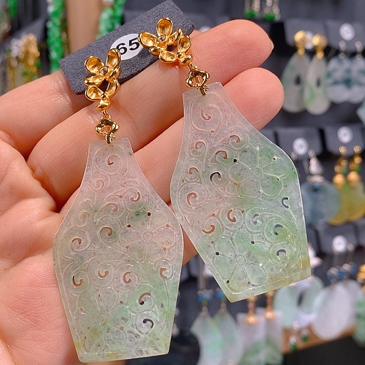 翡翠未镶嵌耳饰翡翠