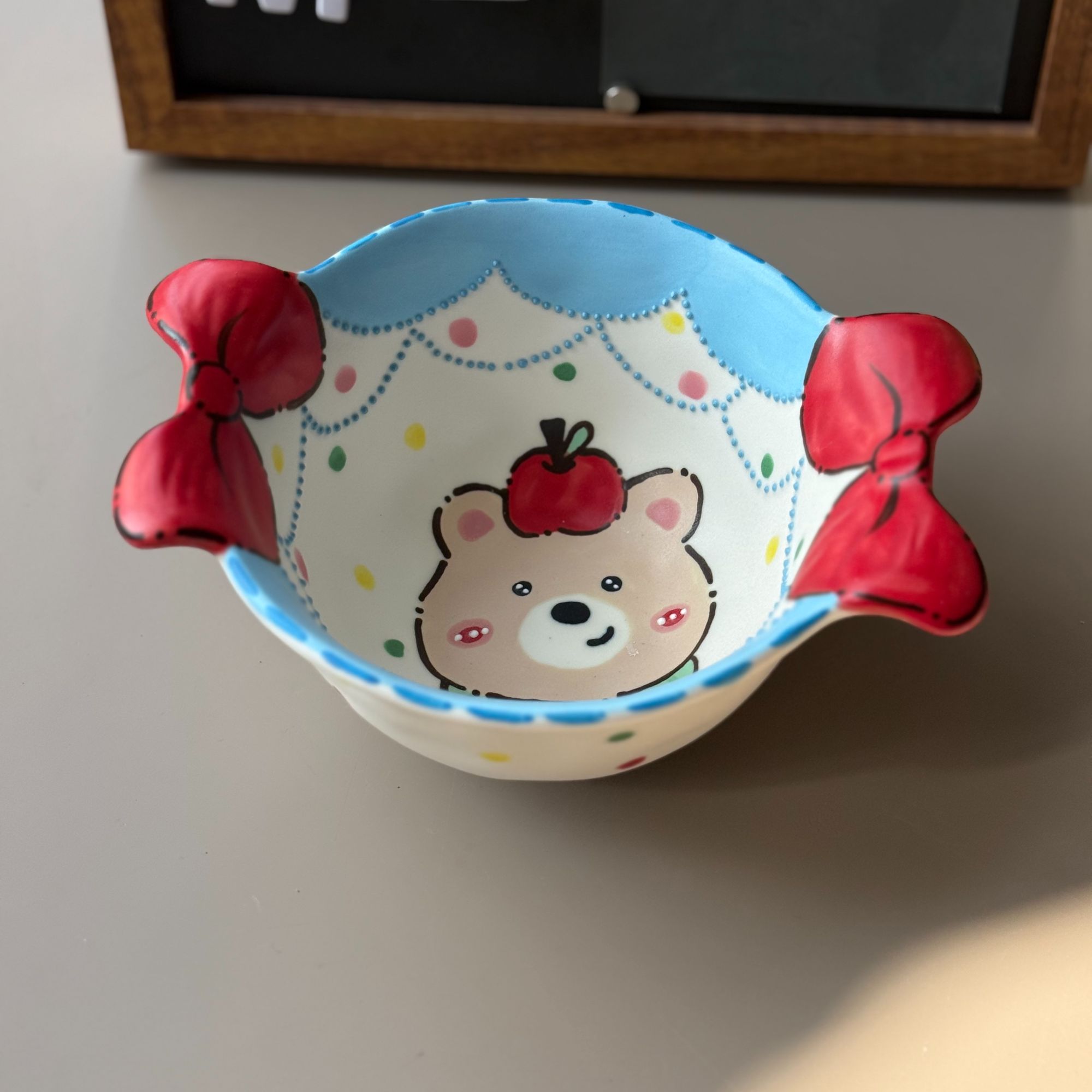 编号274苹果熊蝴蝶结双耳碗