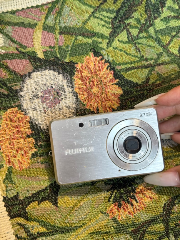 8新 Fujifilm/富士 j10 成色一般 色彩丰富可录视频 No退No换