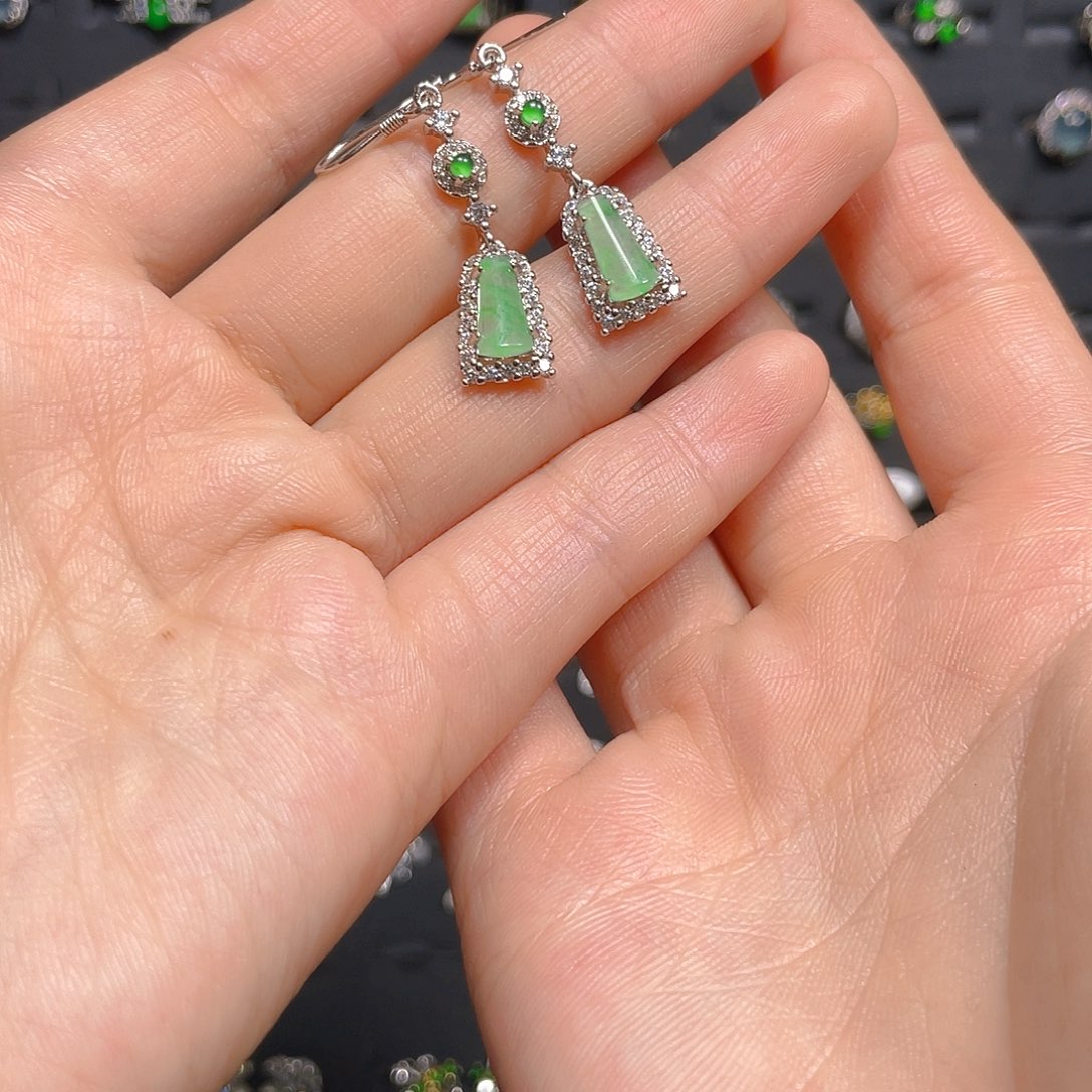 翡翠戒指银S925镶嵌耳钉