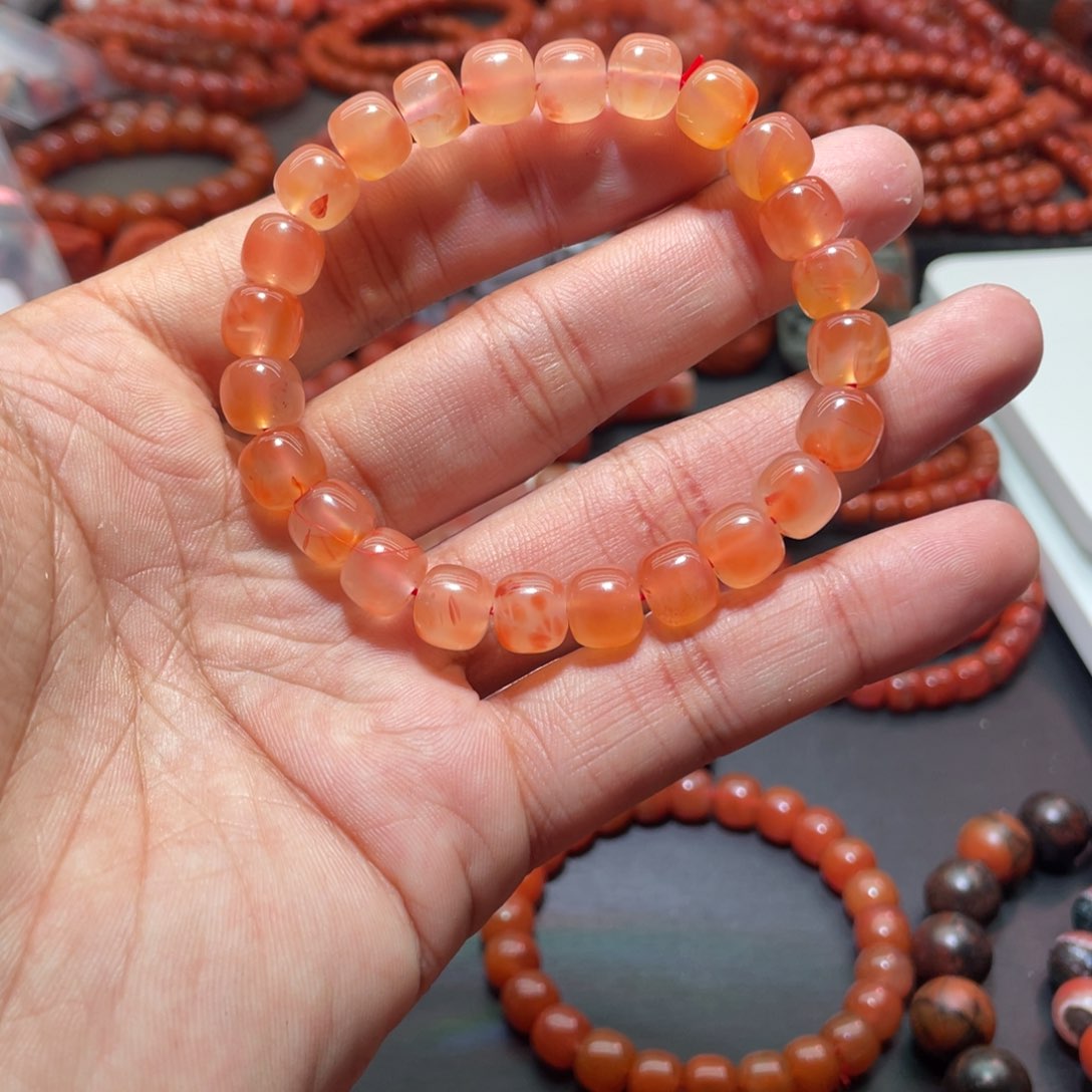 南红玛瑙手链未镶嵌