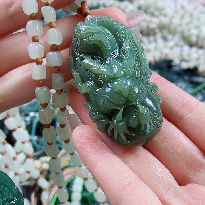 和田玉未镶嵌挂件