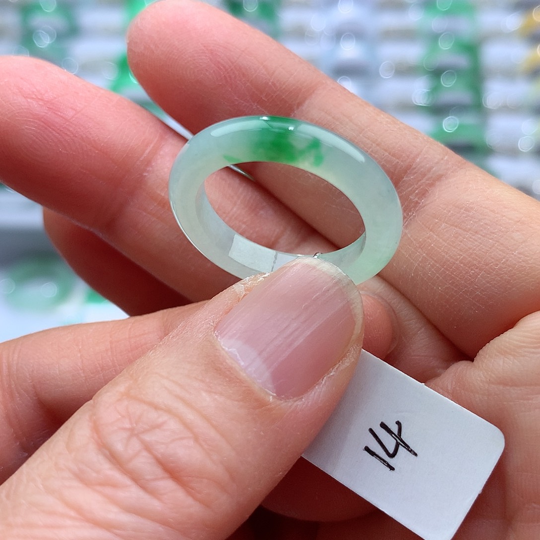 翡翠戒指未镶嵌14号