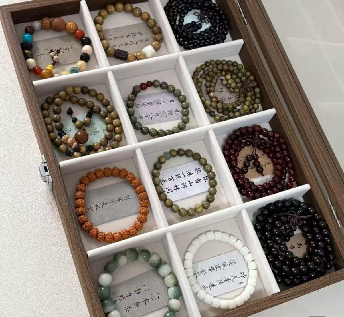 K0001（款式随机发）精品手串 无礼盒