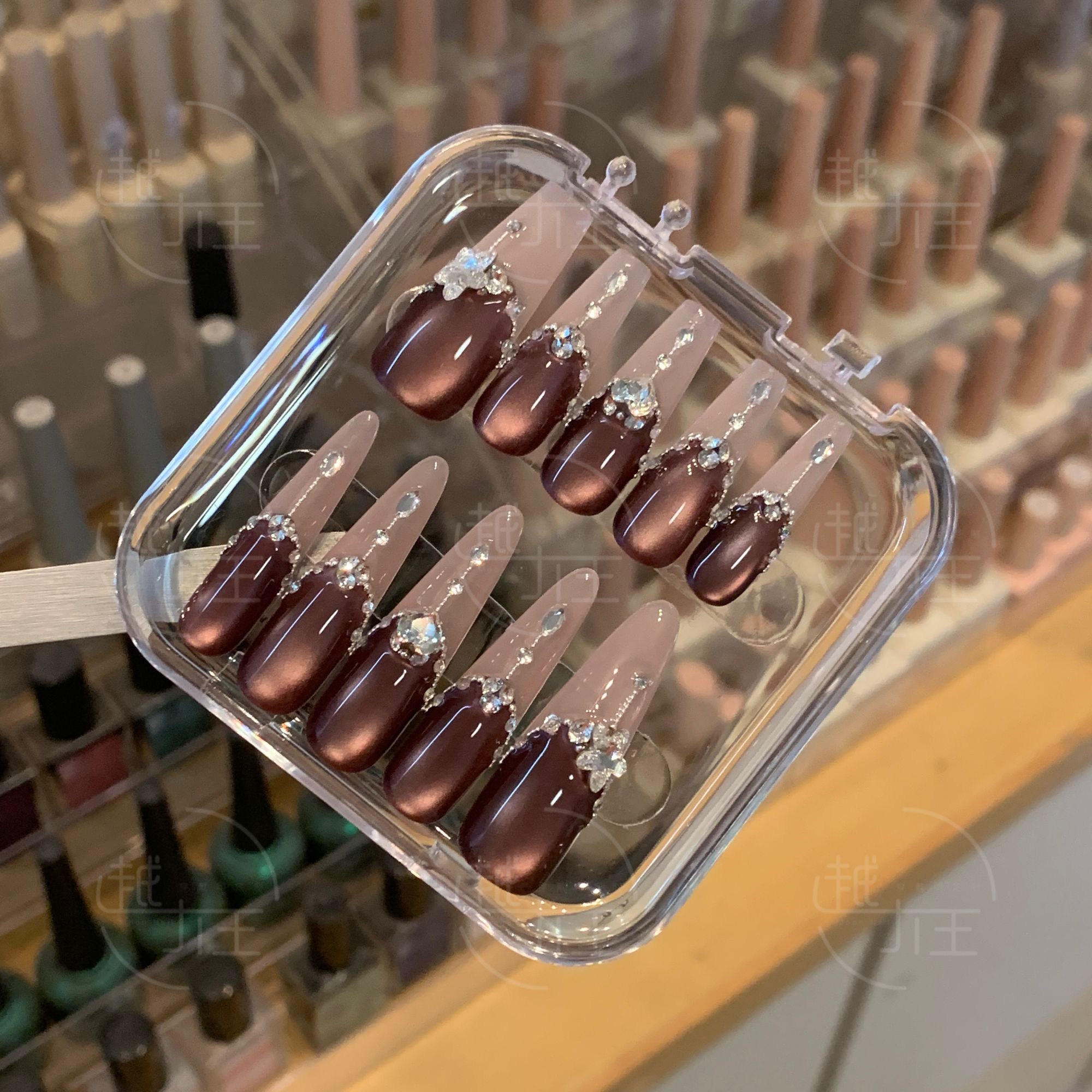 越大王 全华 梅紫色猫眼柔和偏光拼钻高端定制纯手工穿戴美甲