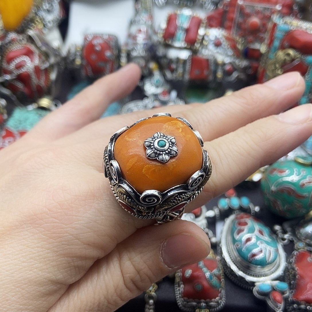 蜜蜡银S925镶嵌戒指坤尼泊尔手工制作