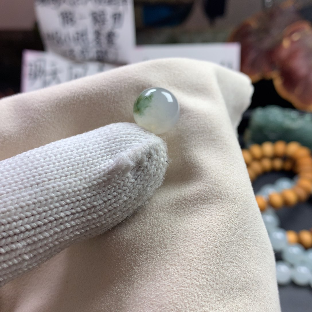 定制翡翠未镶嵌卡12.8