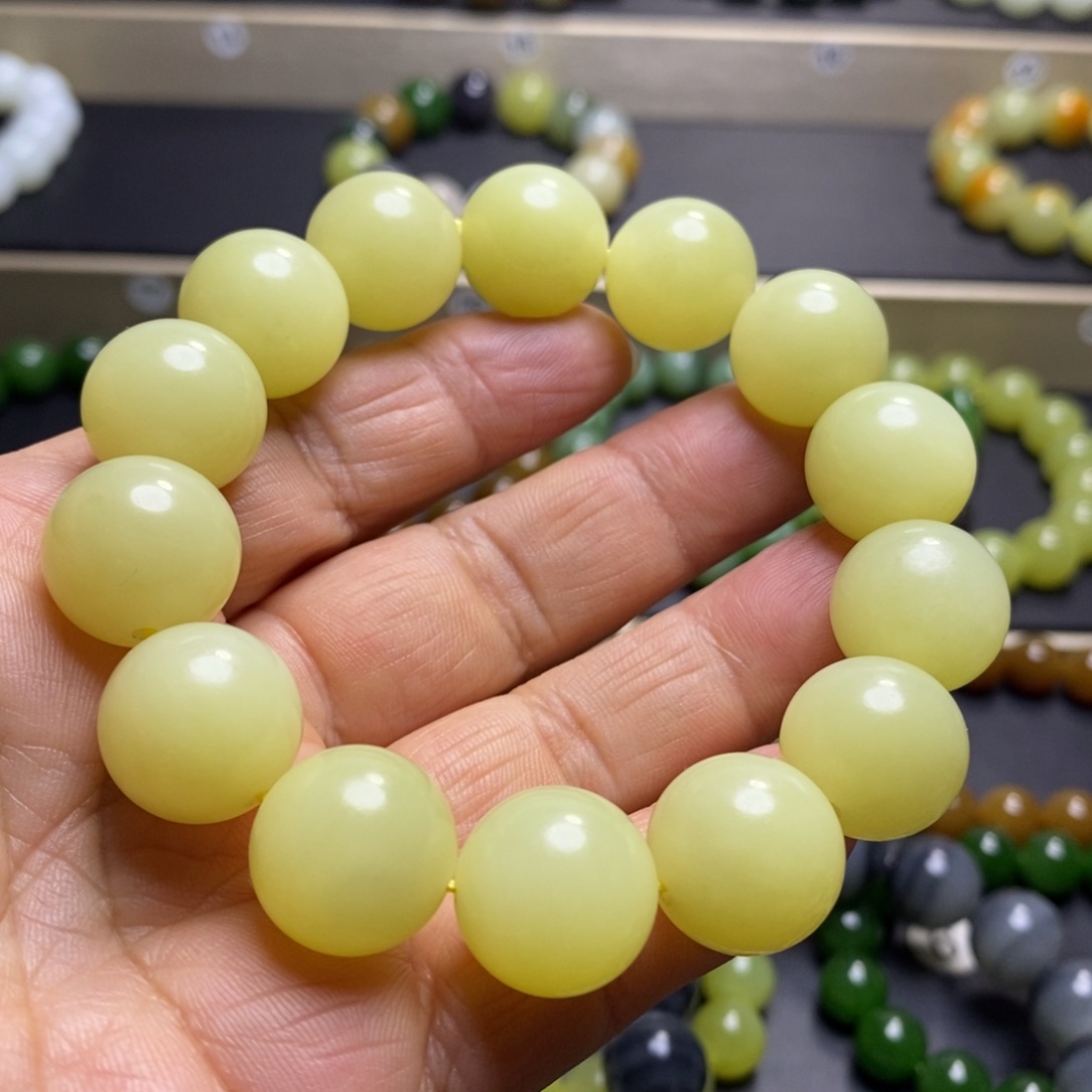 和田玉手串未镶嵌