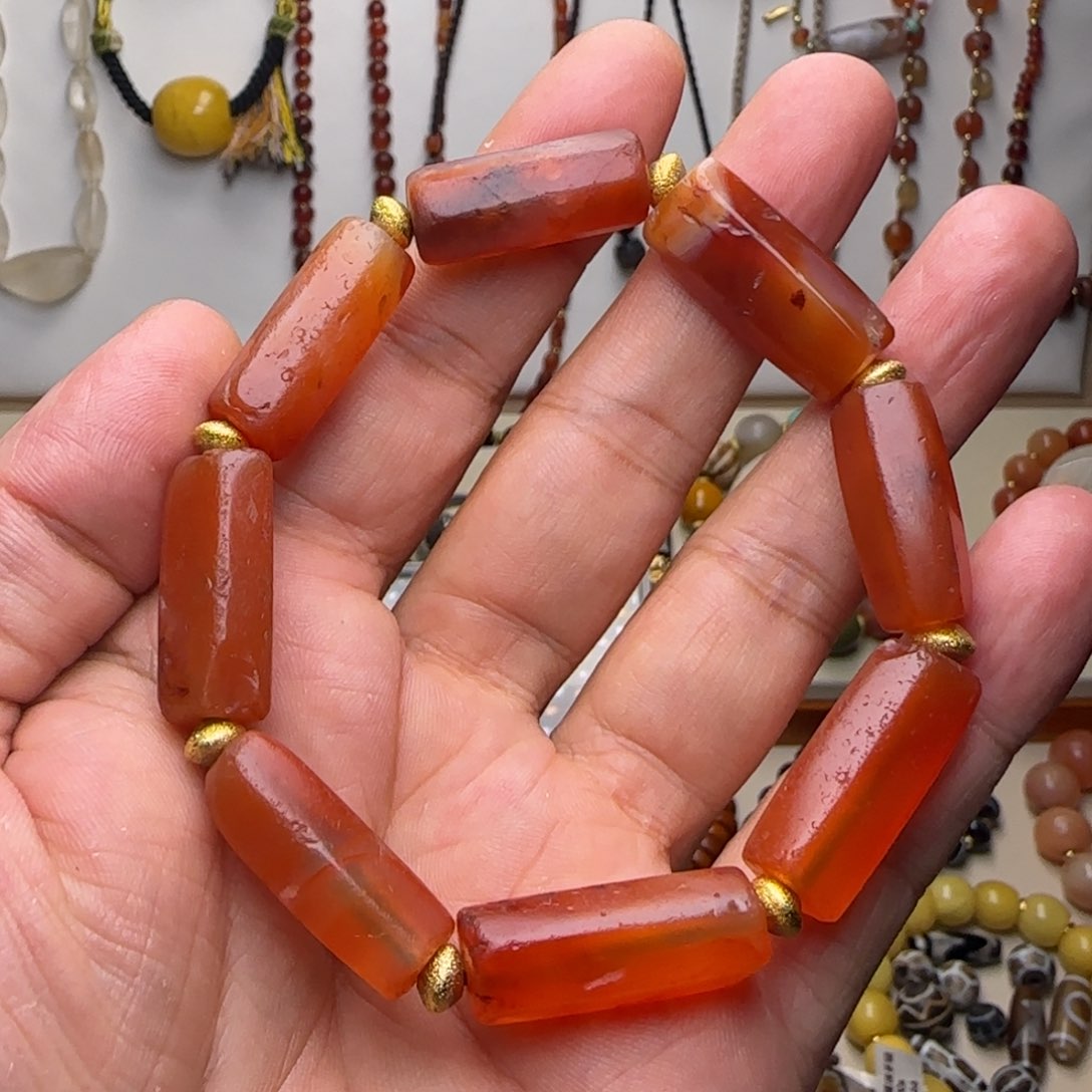 玛瑙/玉髓颈饰未镶嵌