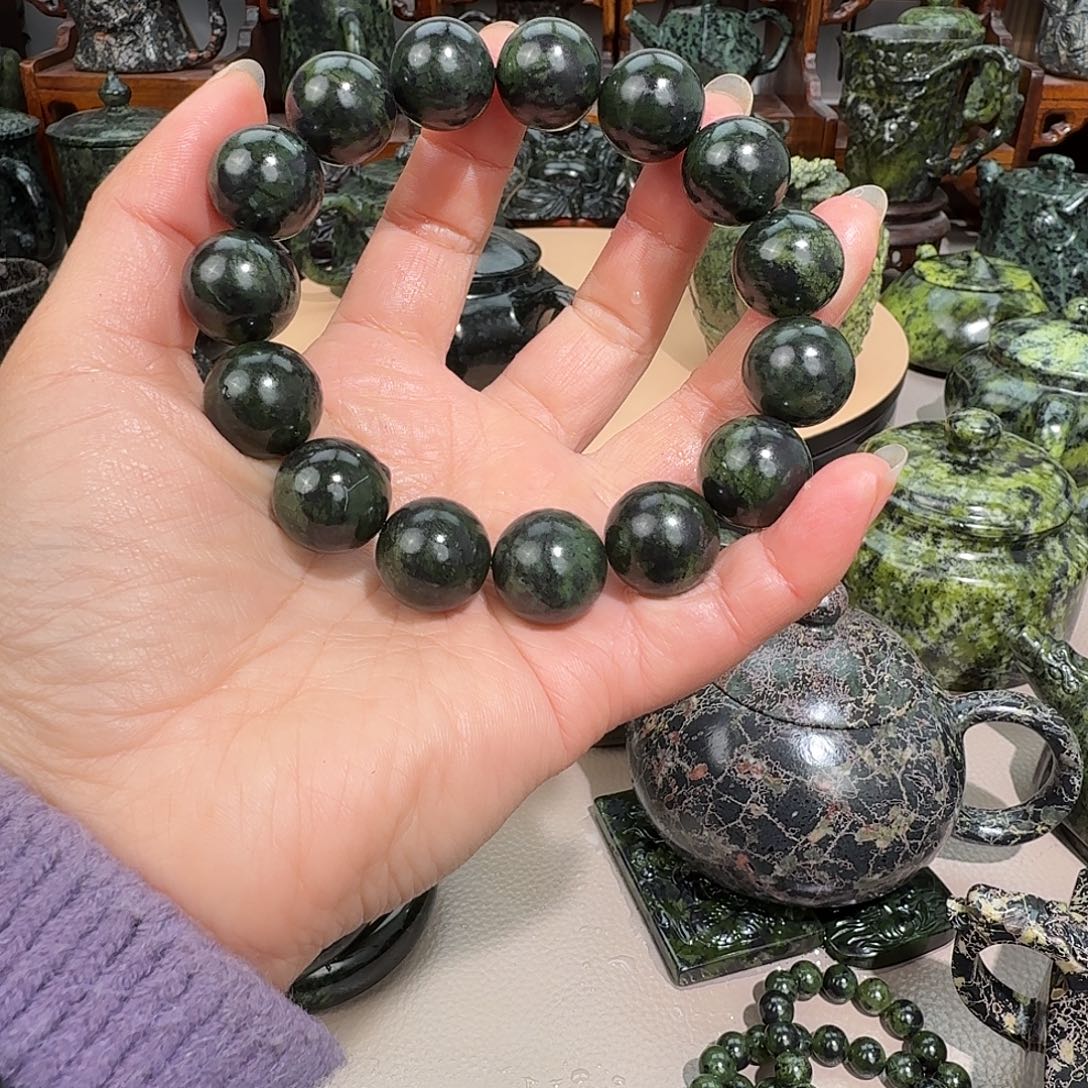 钰****蛇纹石玉未镶嵌藏玉药王石精美茶壶