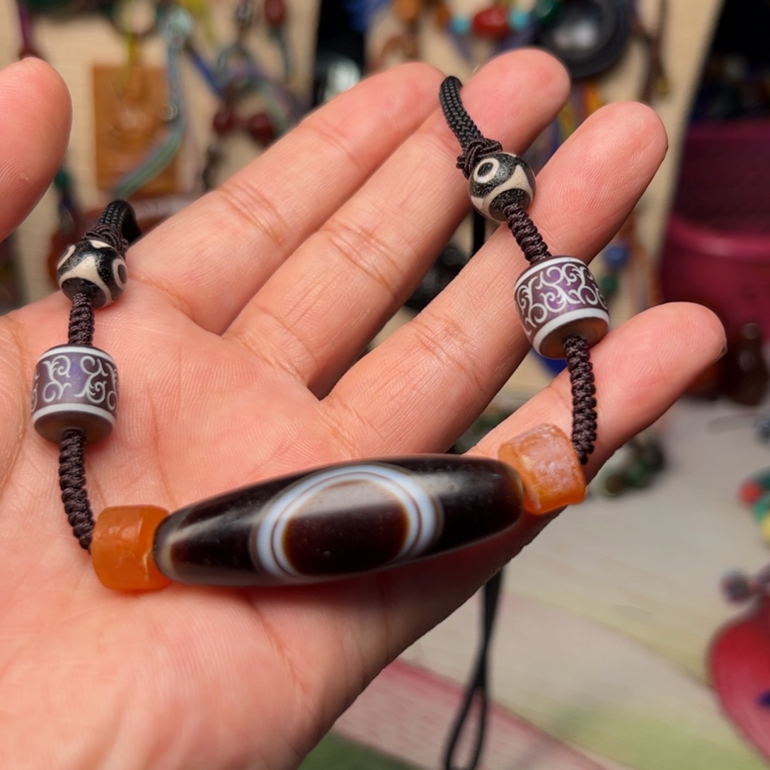 玛瑙/玉髓颈饰未镶嵌