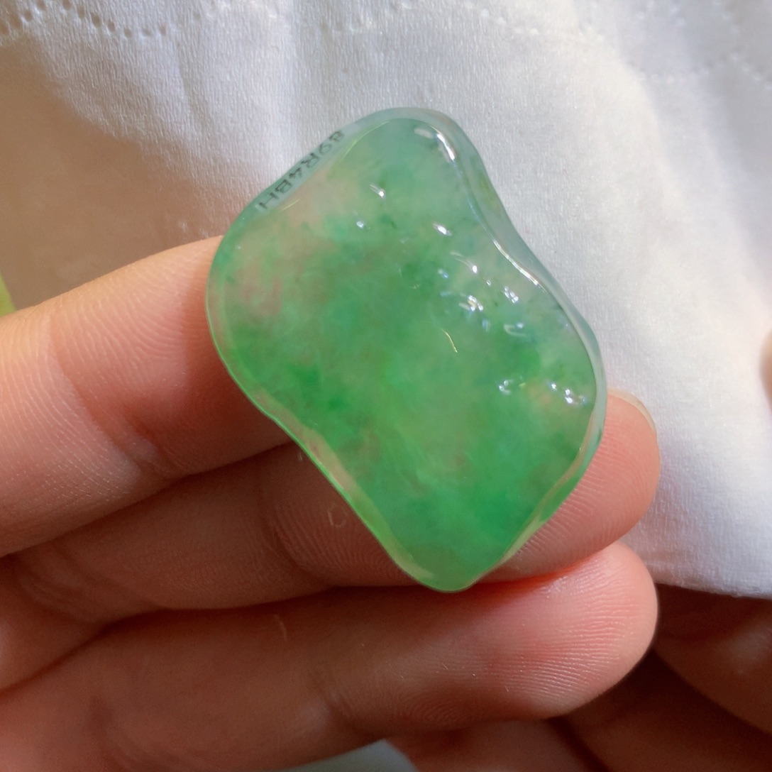 【闪购商品】翡翠吊坠(不含链)未镶嵌