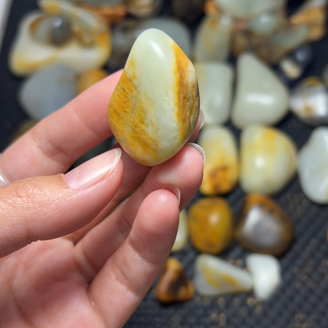 用***7和田玉未镶嵌挂件A5