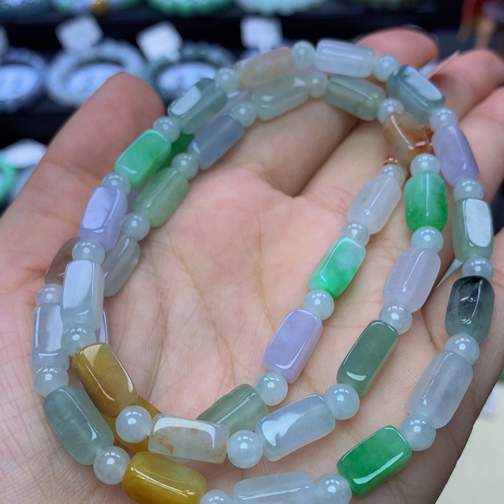 翡翠手链未镶嵌翡翠