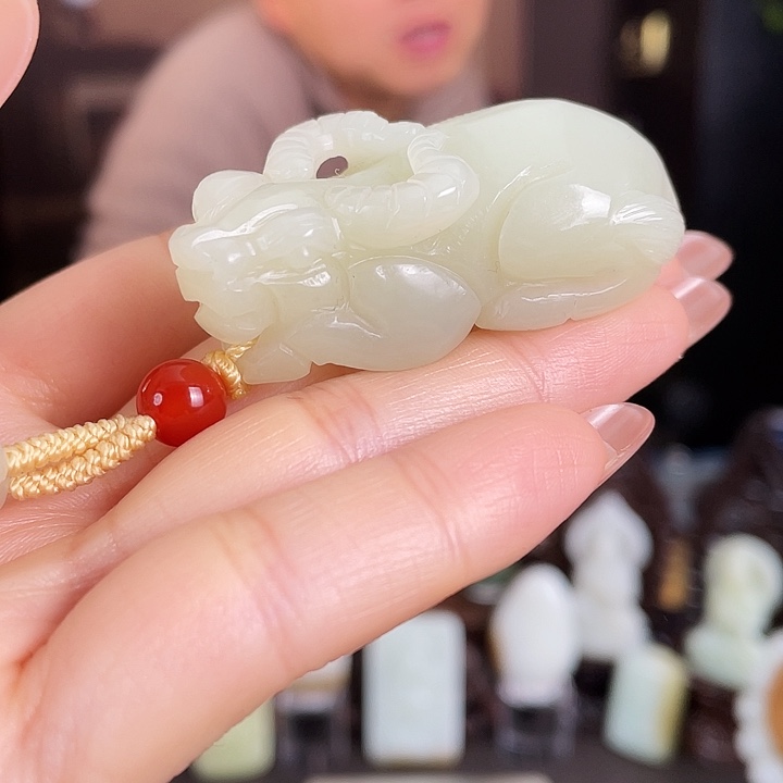 和田玉未镶嵌颈饰定制发货