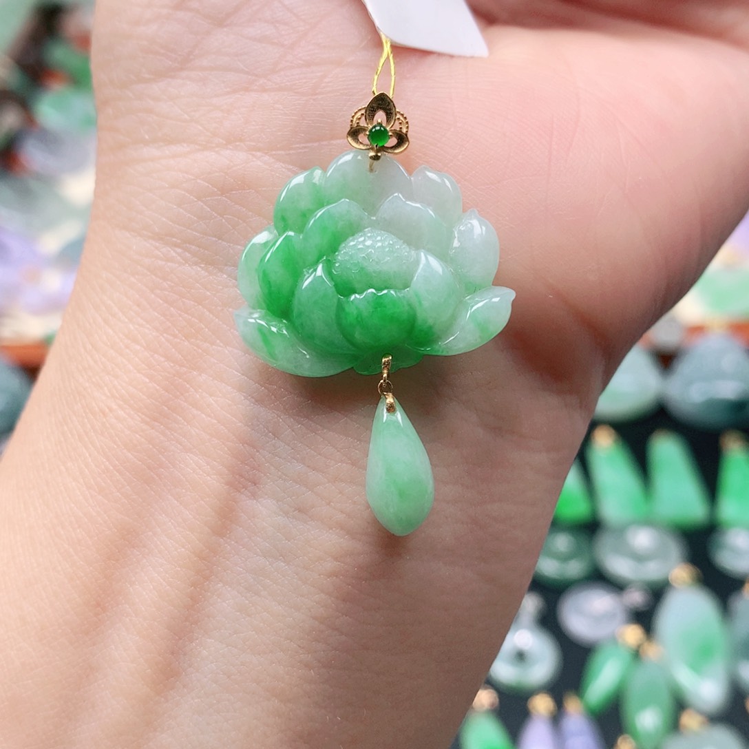 吊坠(不含链)18K金镶嵌翡翠