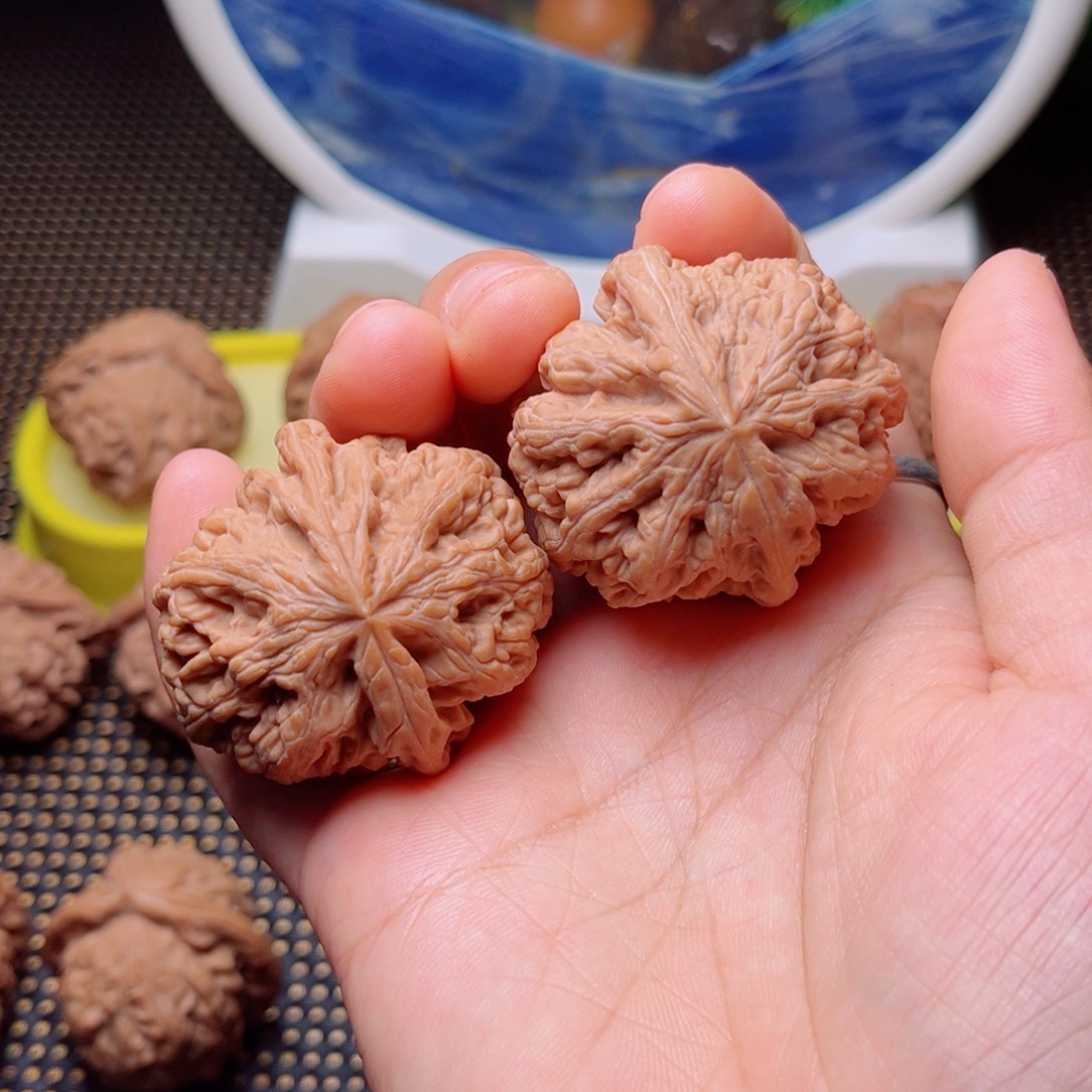 加***钠文玩核桃吊坠粗筋40