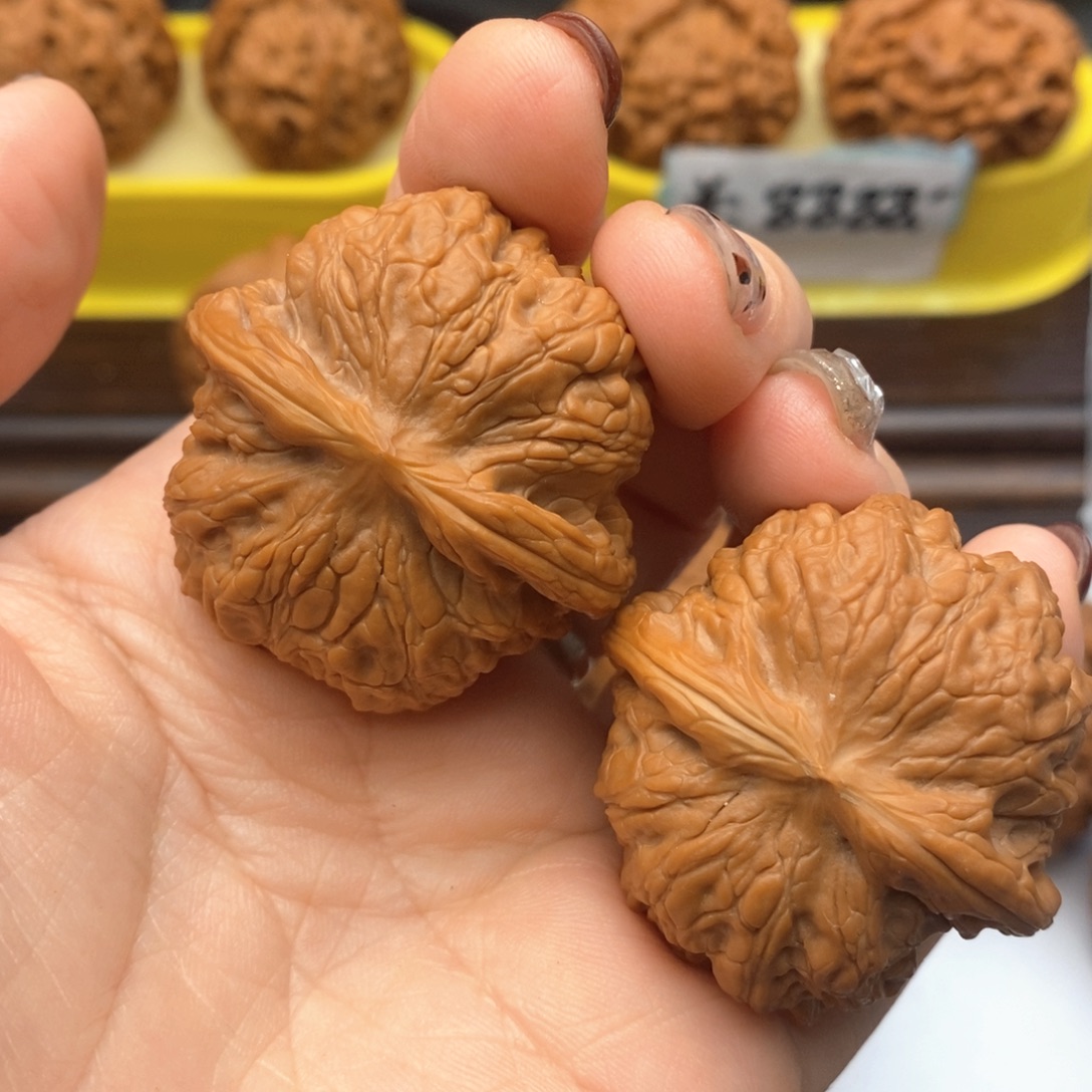 把件文玩核桃39➕血麒麟