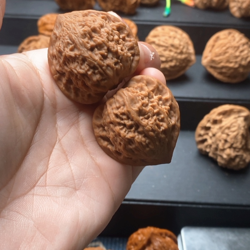 【闪购商品】文玩核桃吊坠｀*36尺七步沟