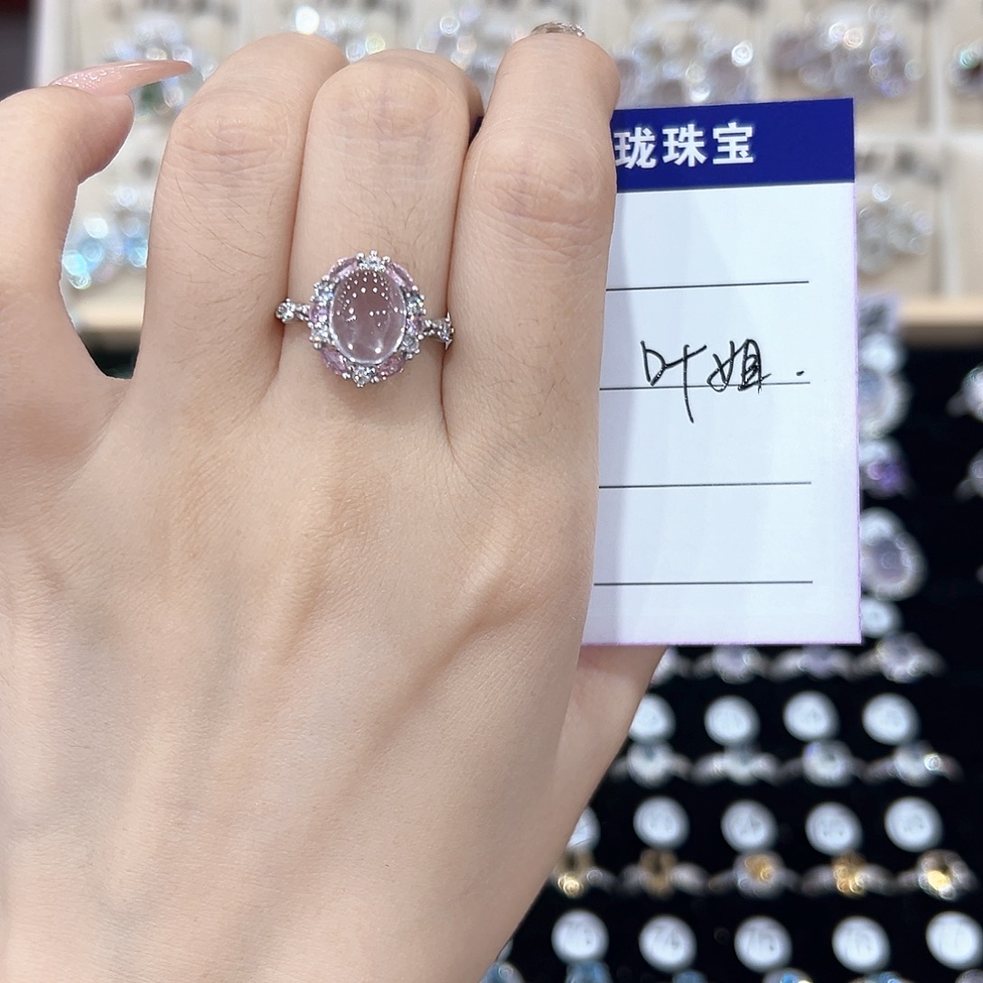 叶***姐银S925镶嵌戒指芙蓉石
