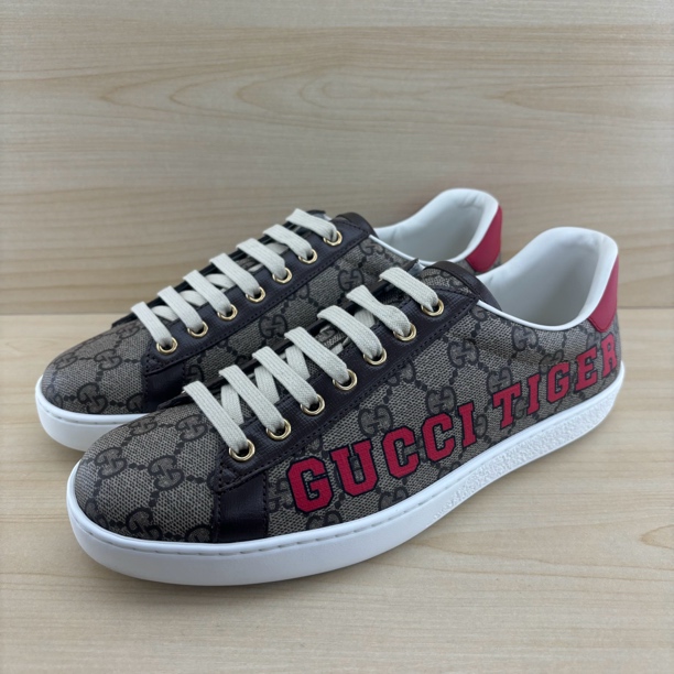 未使用 GUCCI/古驰 虎年限定双G互扣老花满印系带低帮板鞋