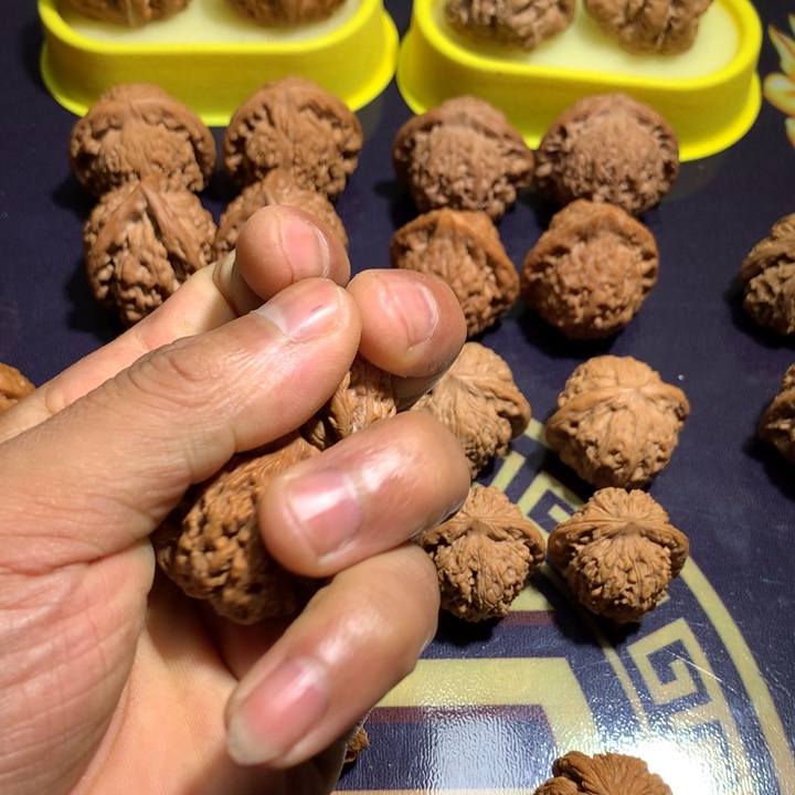 番***梅文玩核桃吊坠麦虎29