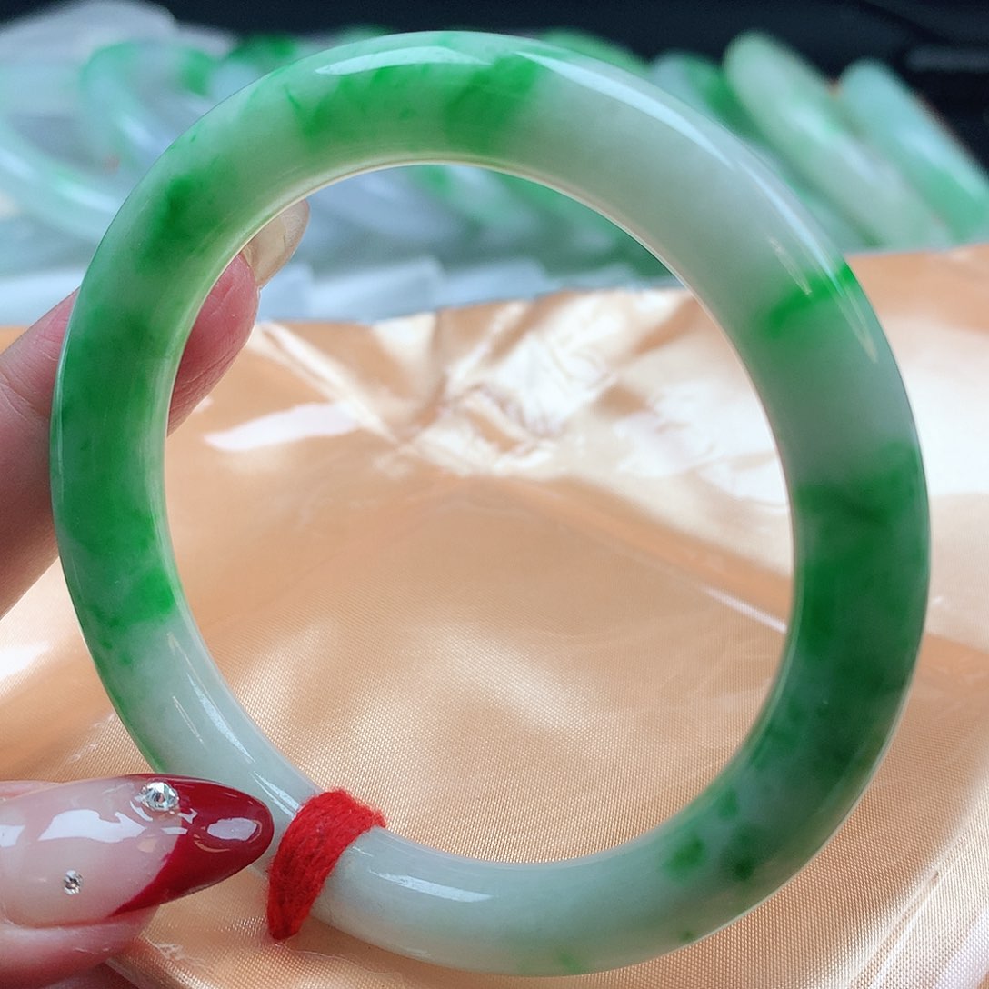 翡翠手镯未镶嵌2060圆条56