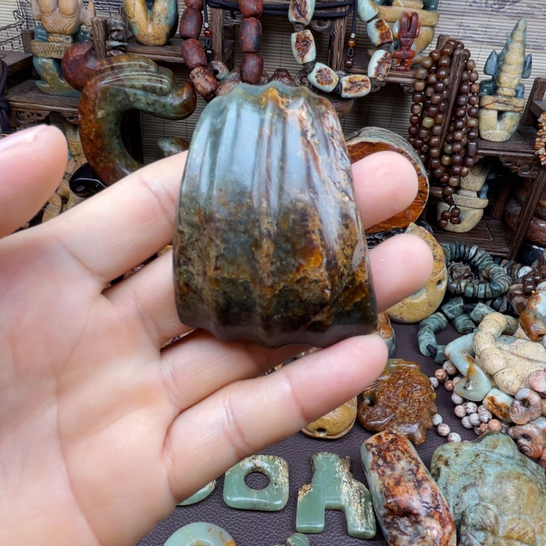 手链未镶嵌岫岩河磨玉（透闪石质玉）