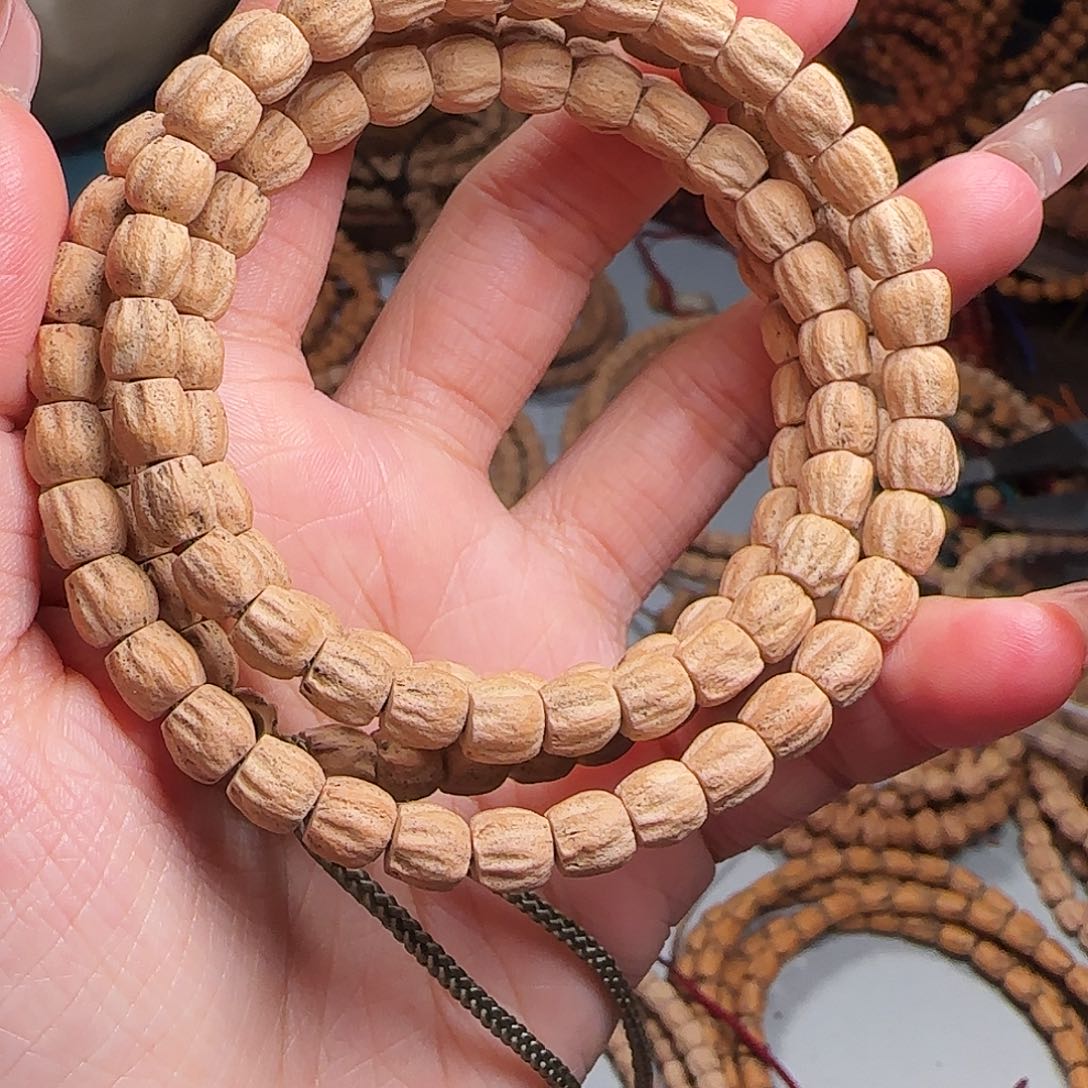 柏香籽/百香籽吊坠无***诚