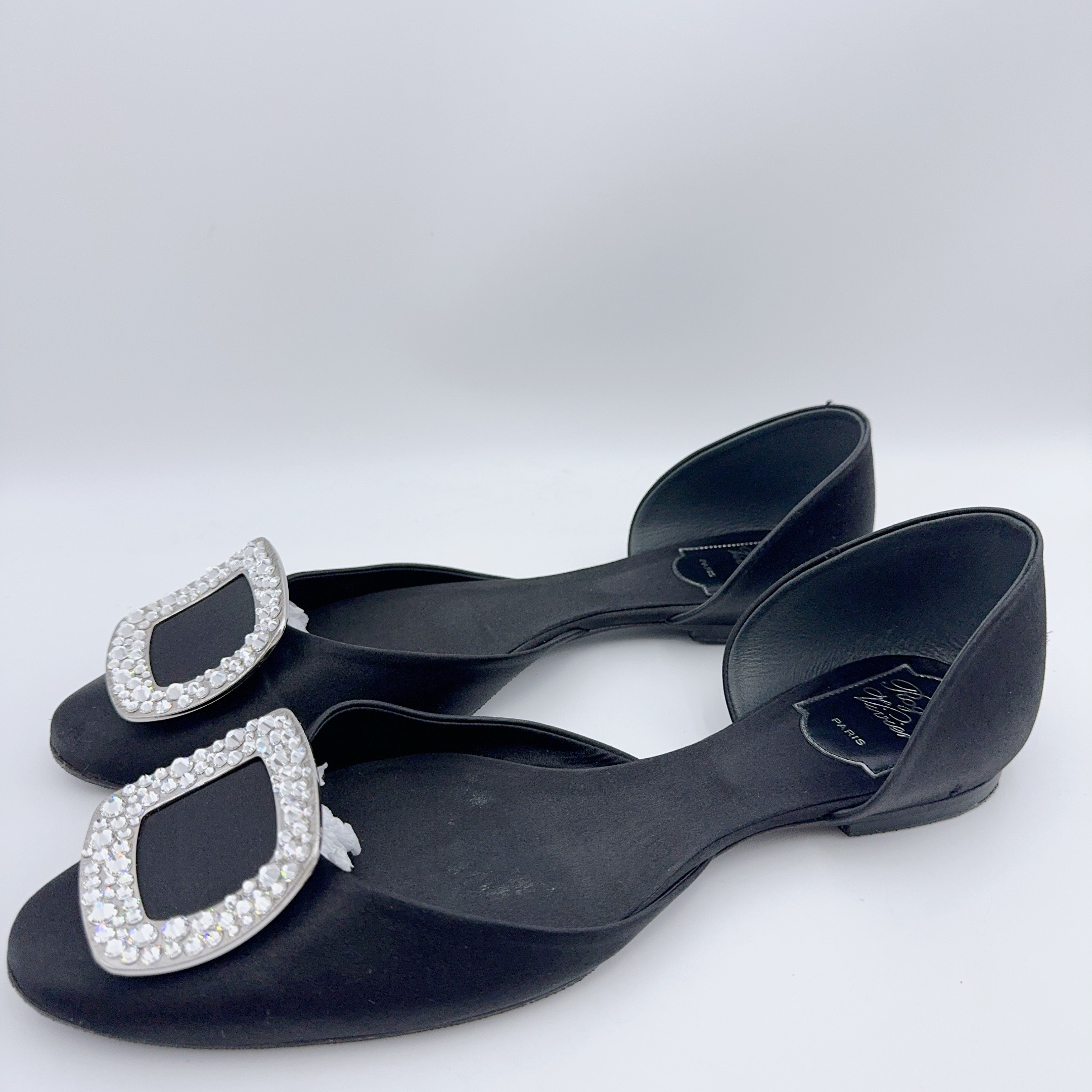 95新 Roger Vivier/罗杰·维威耶 rv/39.5码/方扣水钻单鞋/02342