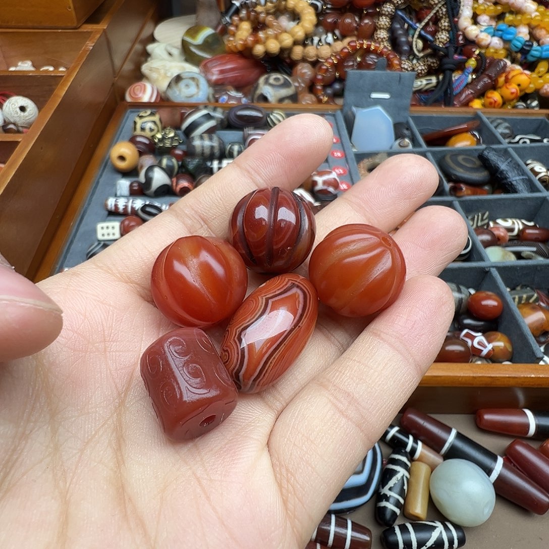 玛瑙/玉髓未镶嵌珠宝半成品